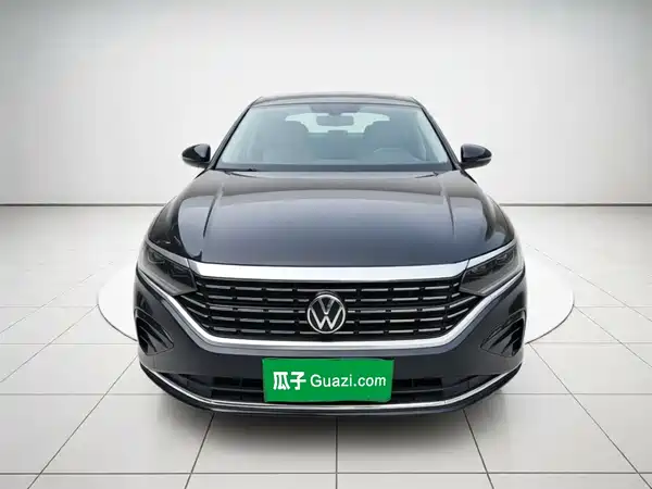 Volkswagen Passat 2022
