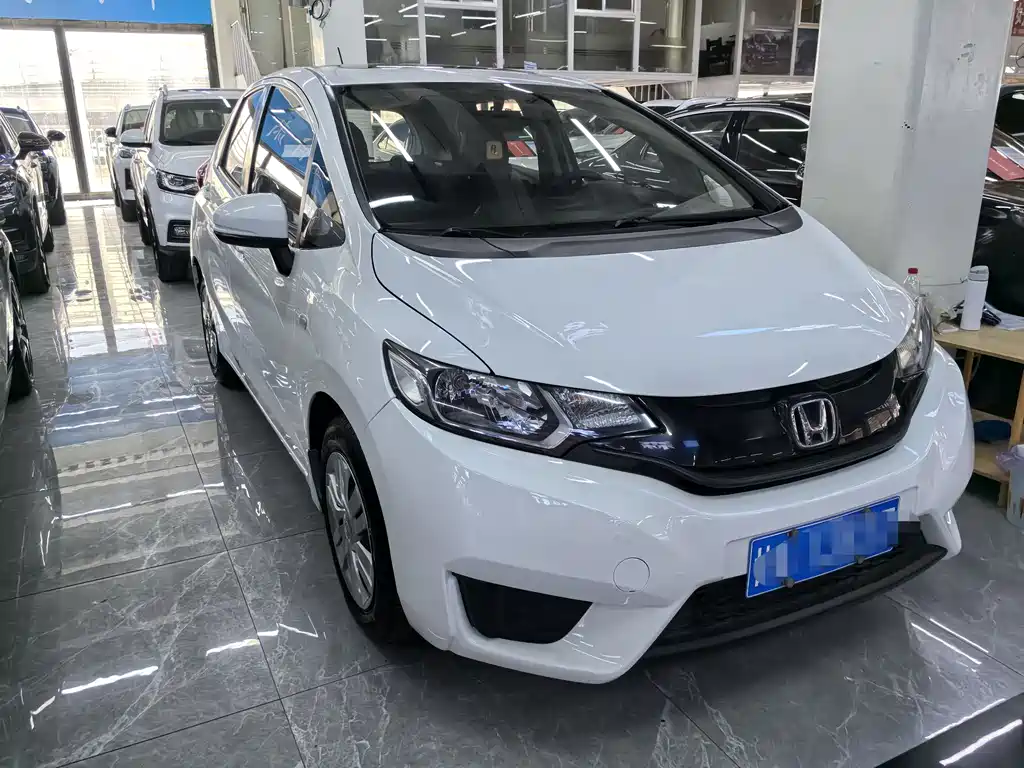 Honda Fit 2017 — фото 3