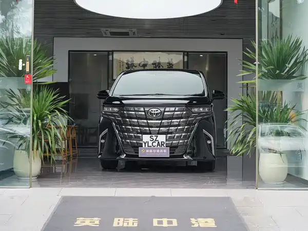 Toyota Alphard 2024