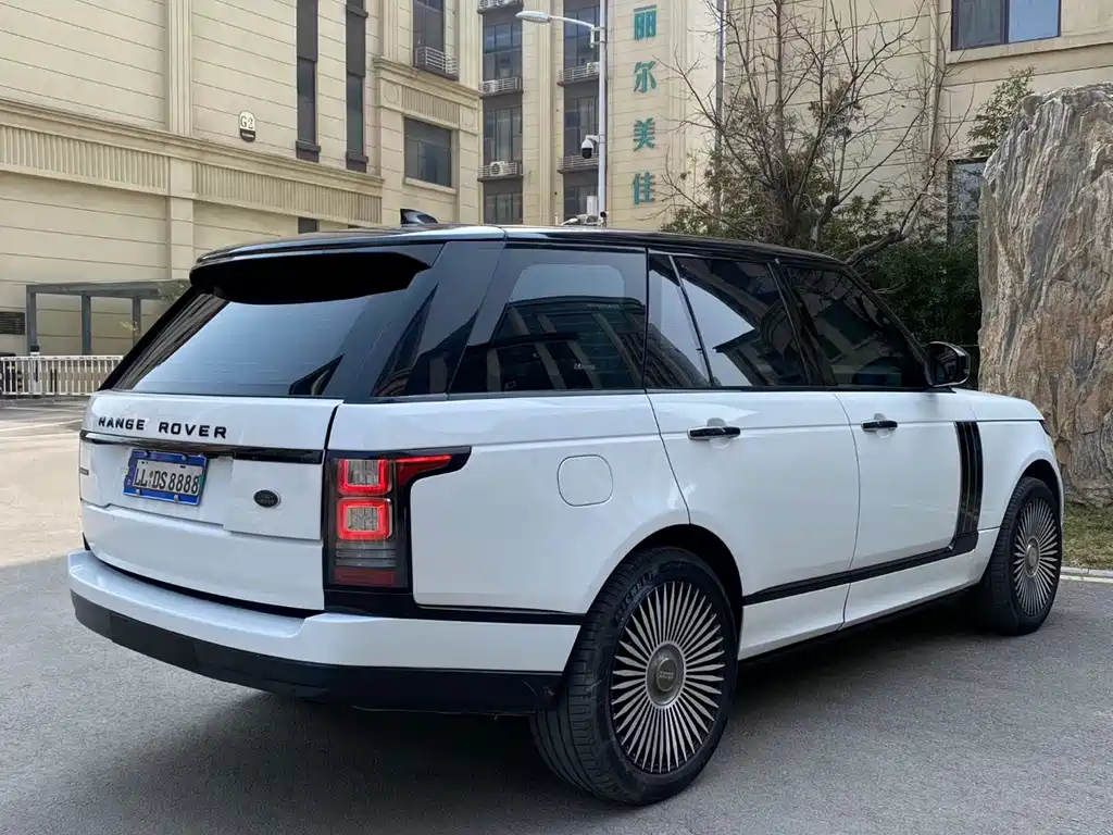 Land Rover Range Rover 2018 — фото 6