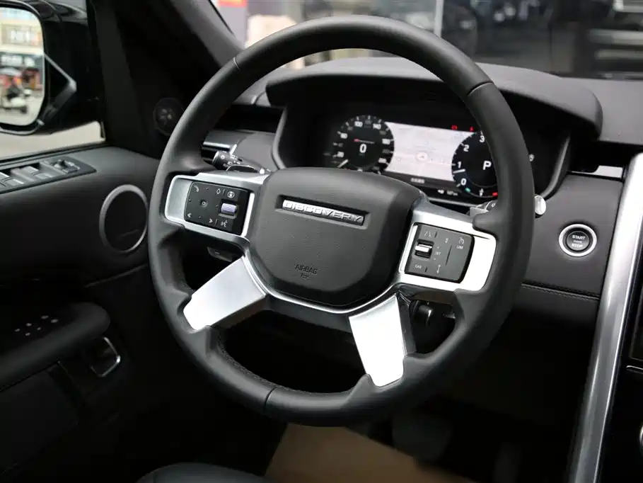 Land Rover Discovery 2026 — фото 12