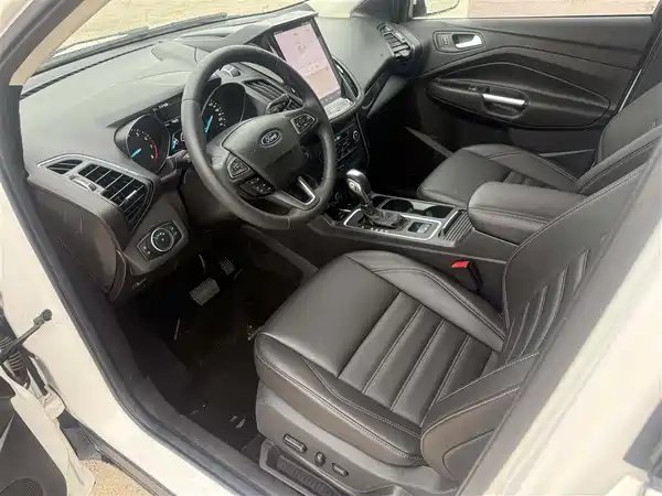 Ford Kuga 2021