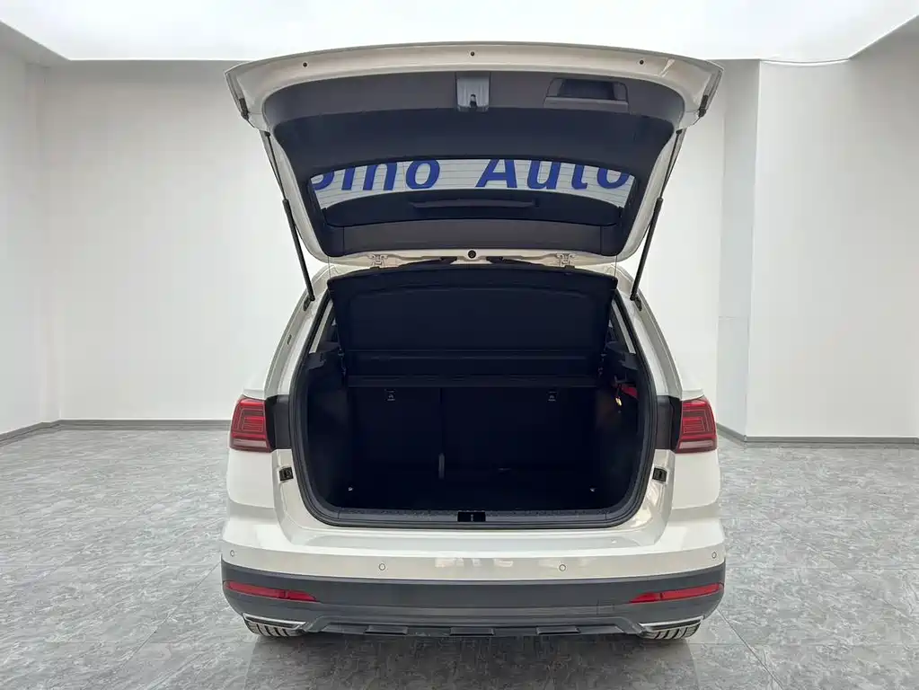 Volkswagen Tharu 2022 — фото 14