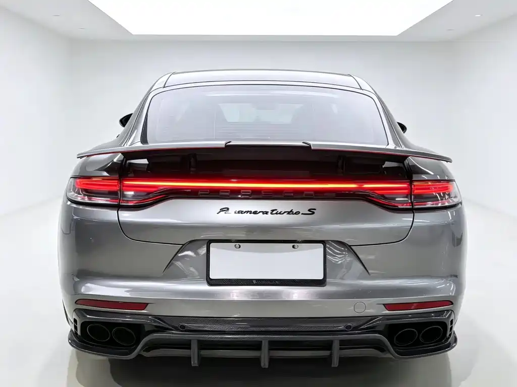 Porsche Panamera 2019