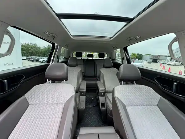 Volkswagen Viloran 2024
