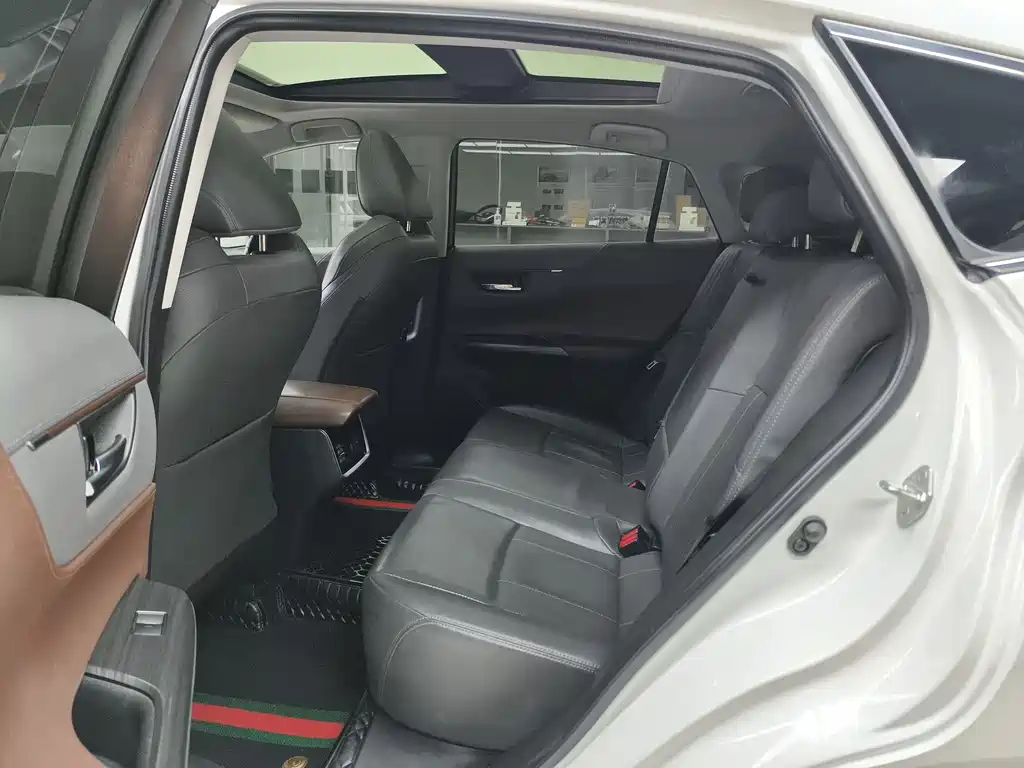 Toyota Harrier 2022 — фото 8