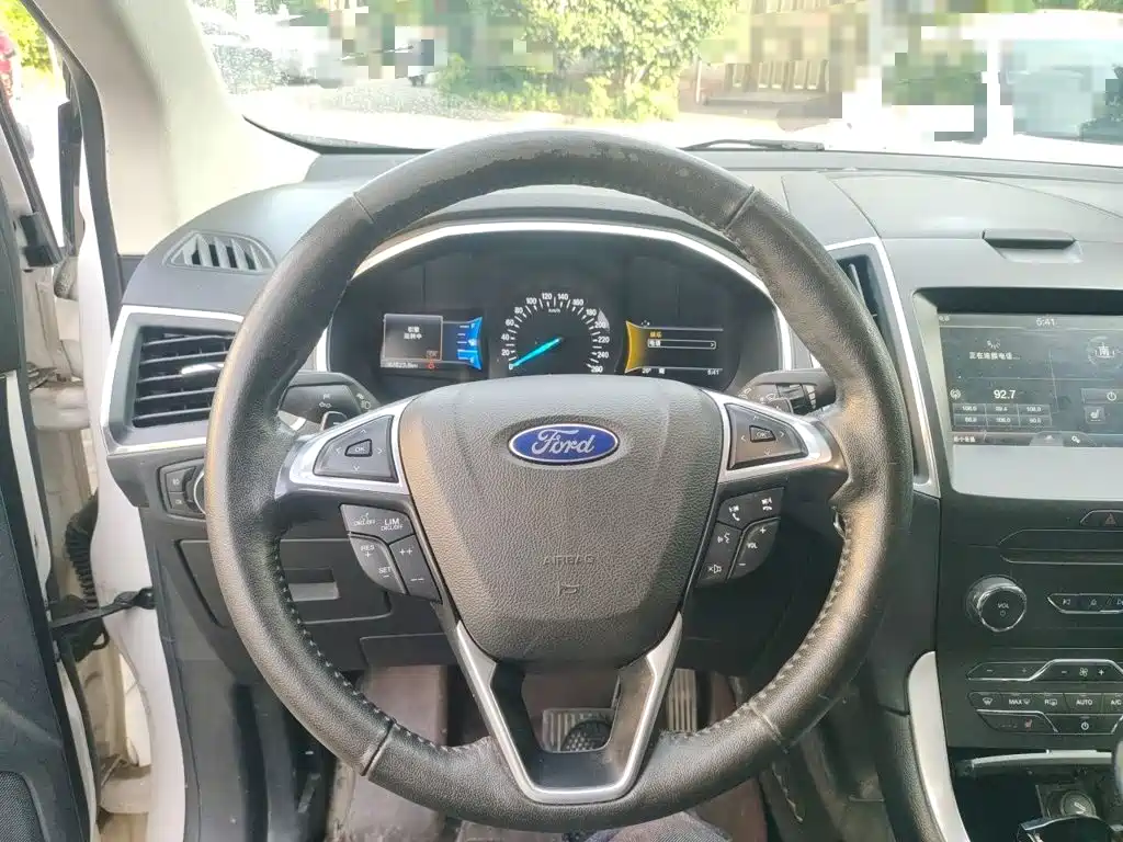 Ford Edge 2015 — фото 7