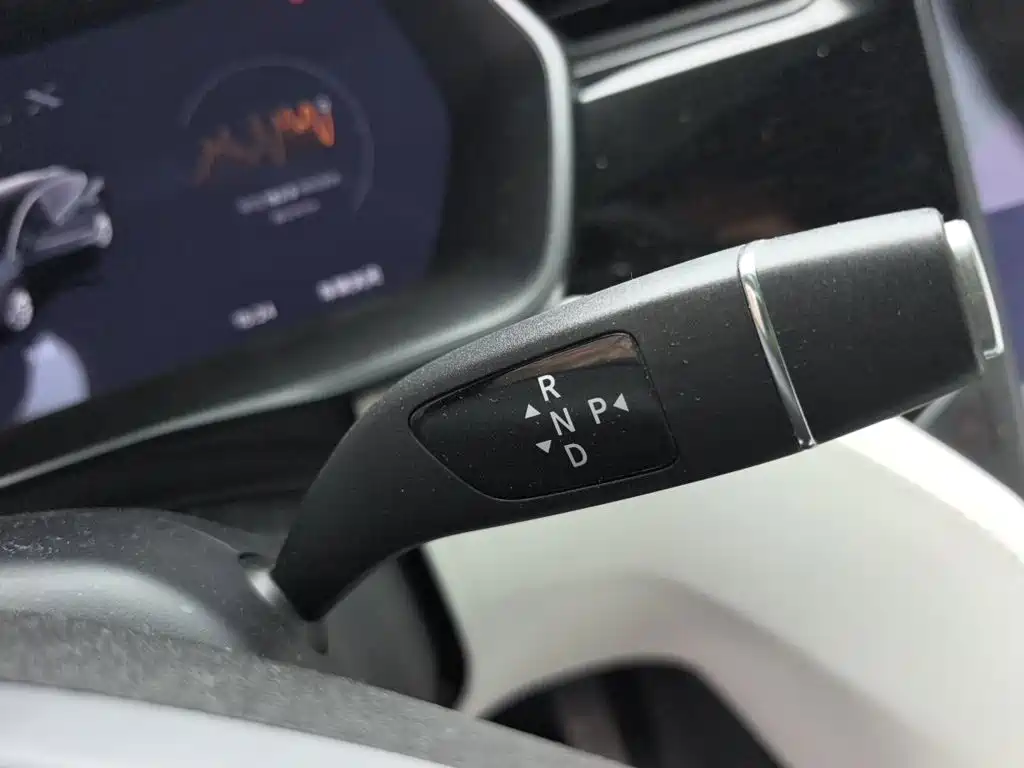 Tesla Model X 2020 — фото 10