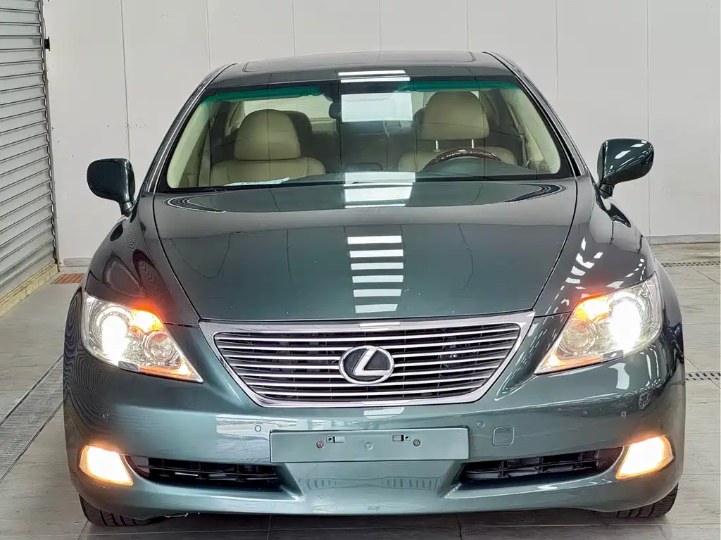 Lexus LS 2007