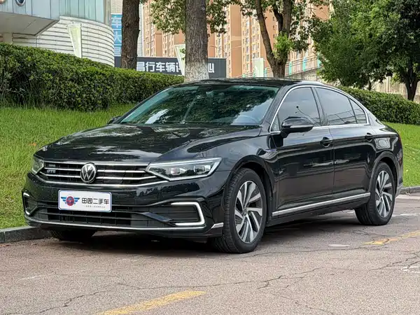 Volkswagen Magotan PHEV 2024
