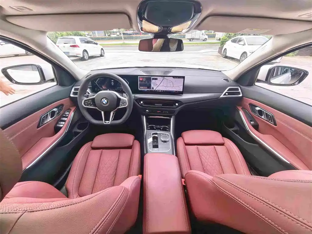 BMW 3 Series 2025