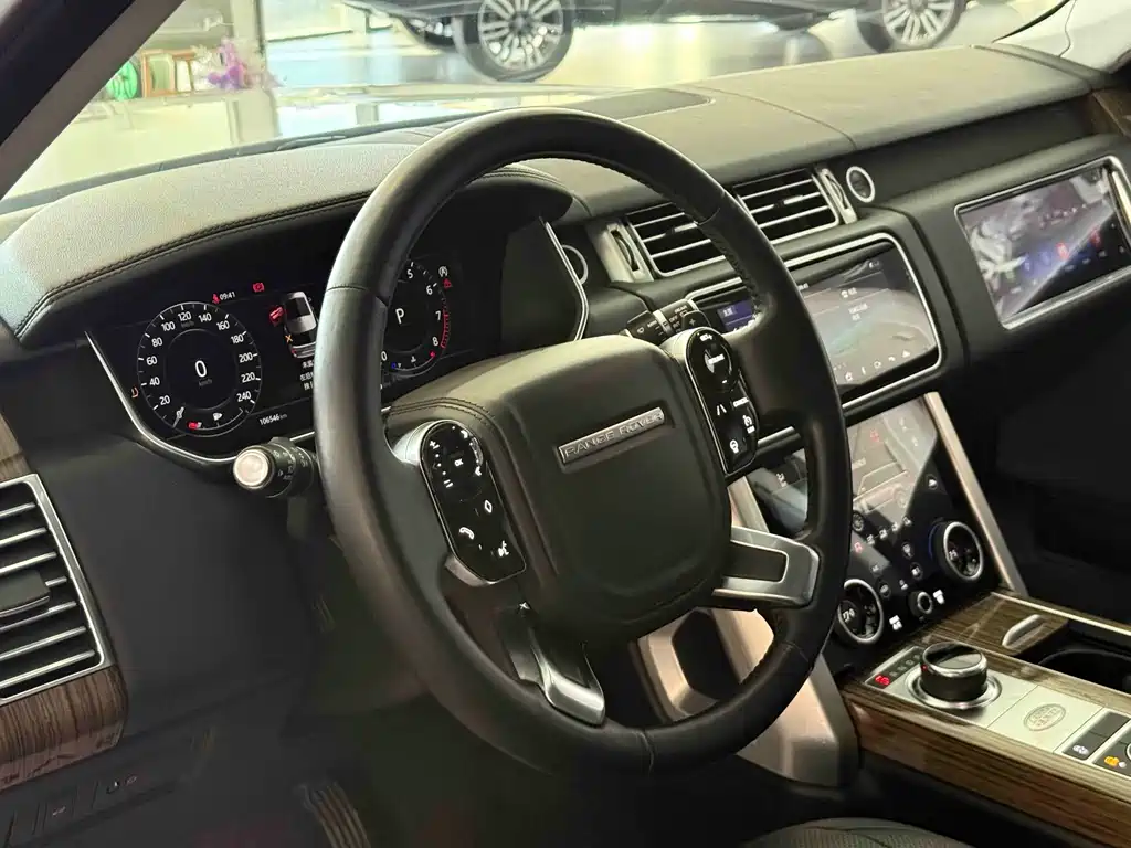 Land Rover Range Rover 2019 — фото 7