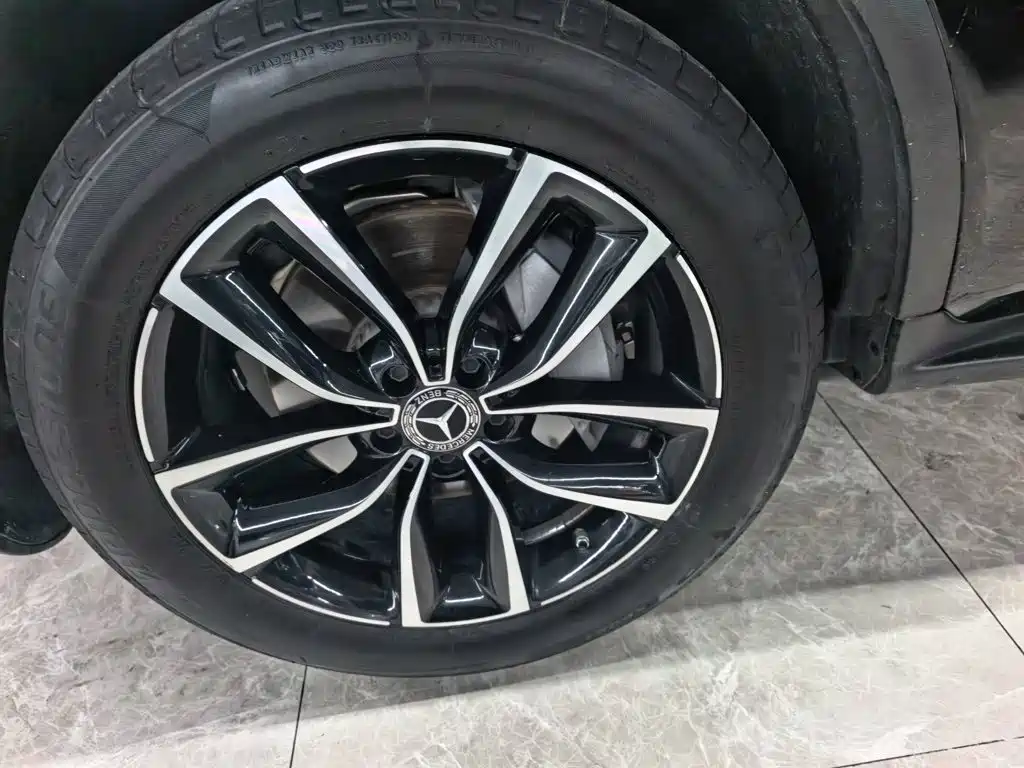 Mercedes-Benz GLC 2021