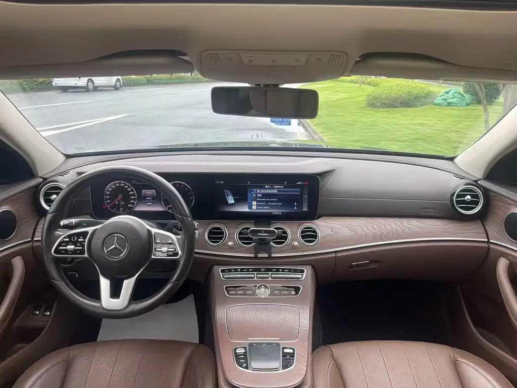 Mercedes-Benz E-Class New Energy 2020 — фото 7
