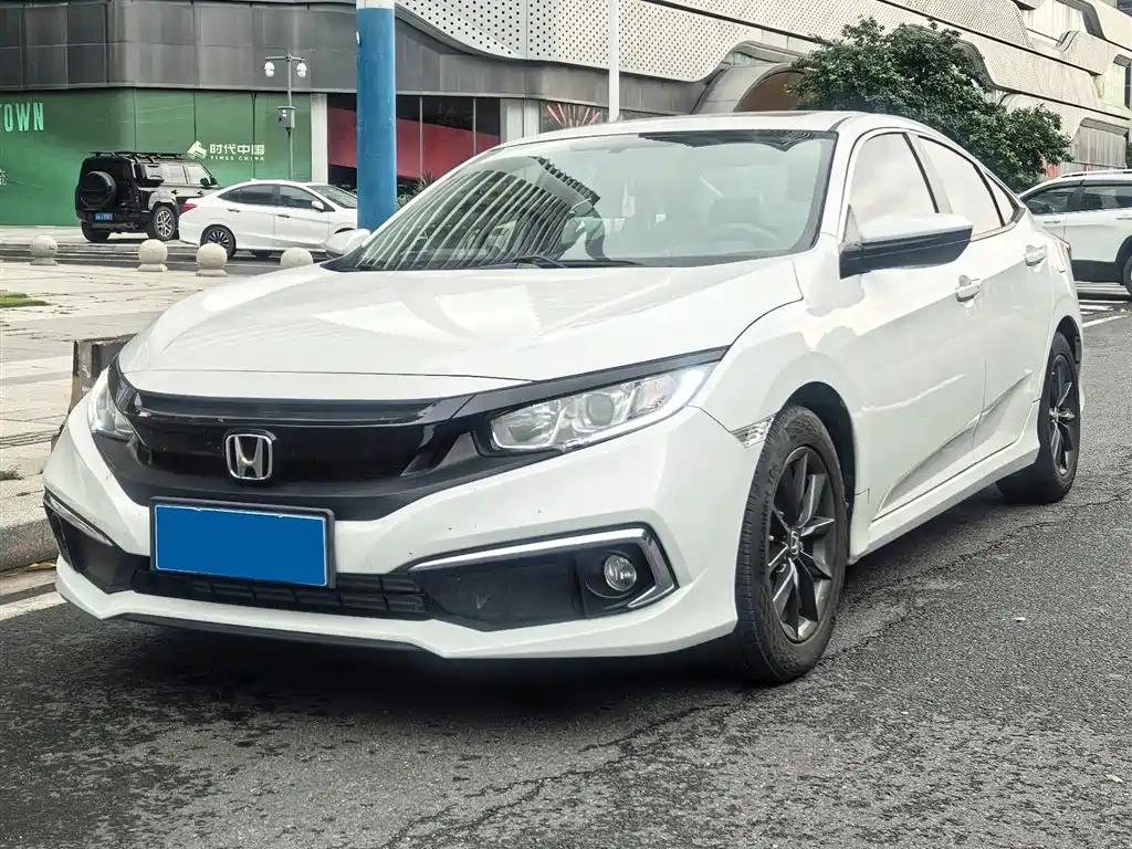 Honda Civic 2021 — фото 1