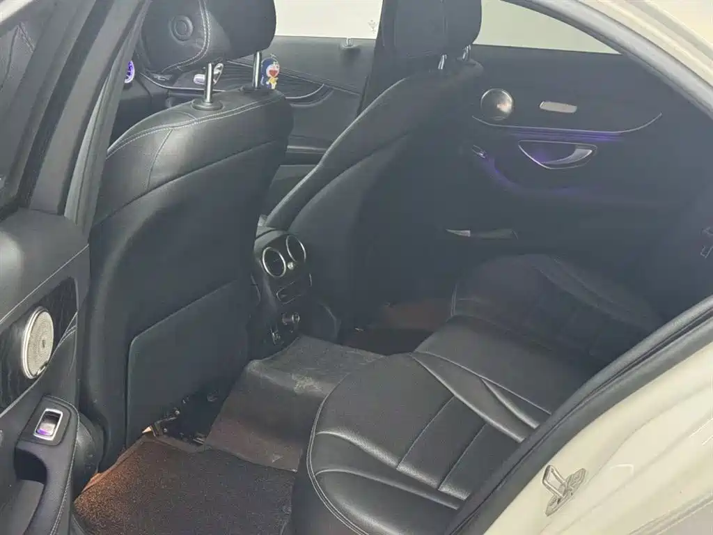 Mercedes-Benz C-Class 2020
