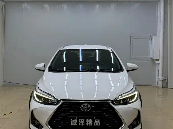 Toyota Yaris L 2022