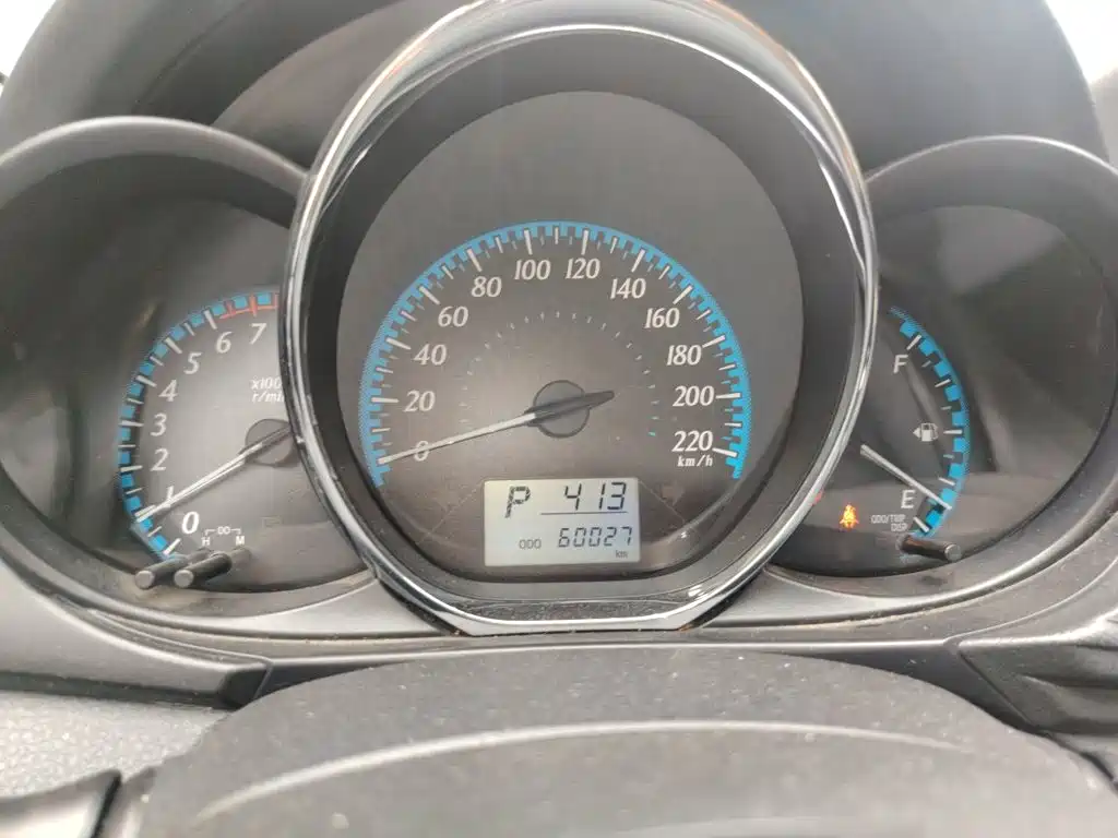 Toyota Yaris L 2019