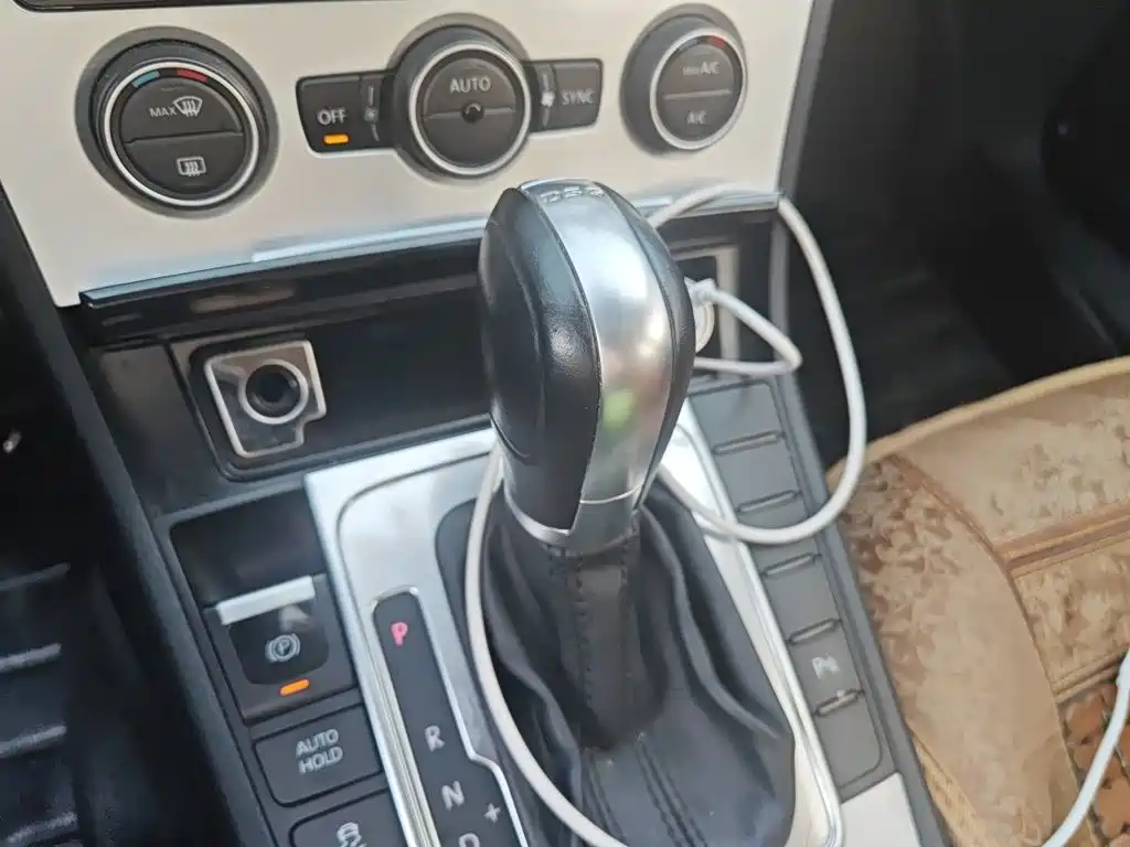 Volkswagen Magotan 2015