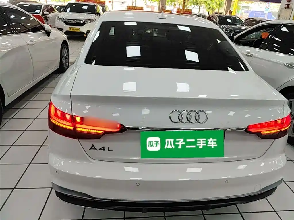 Audi A4L 2020 — фото 6
