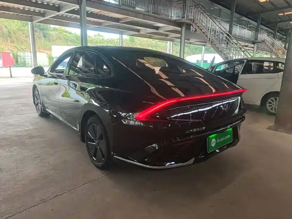 Wuling Starlight 2024