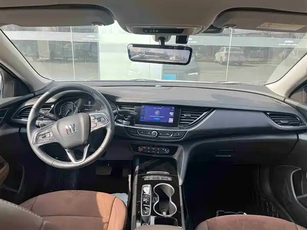 Buick Regal 2024