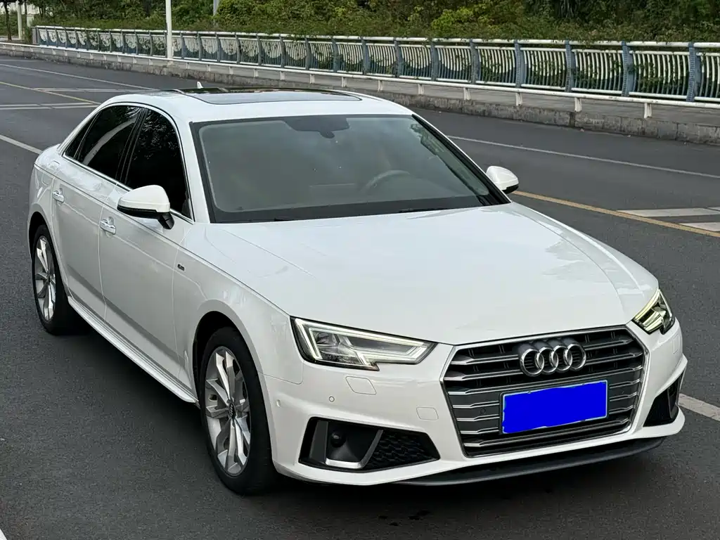 Audi A4L 2019 — фото 3