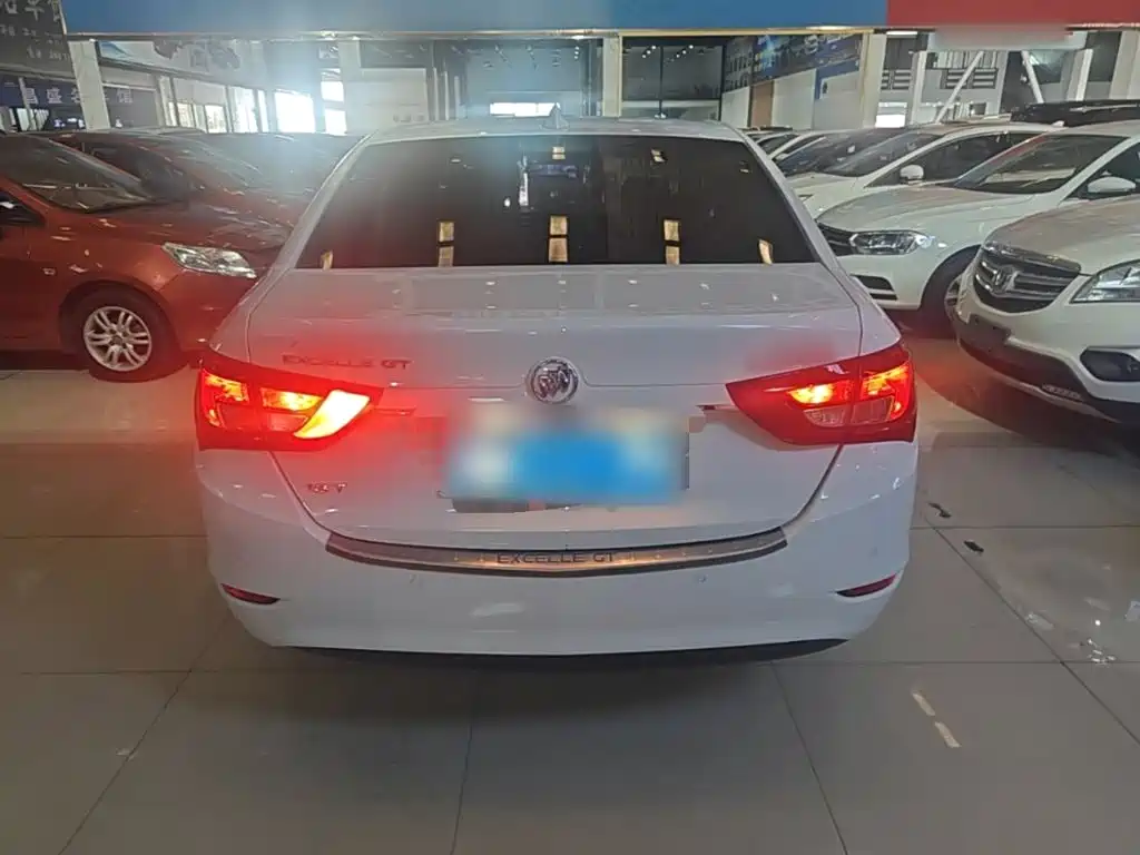 Buick Excelle 2016