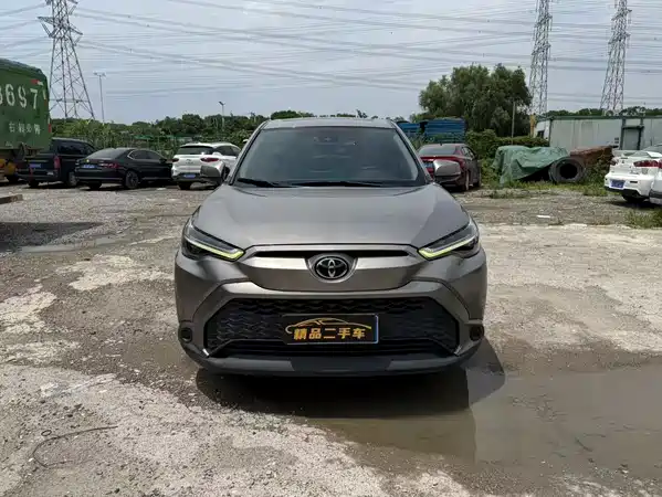 Toyota Frontlander 2022