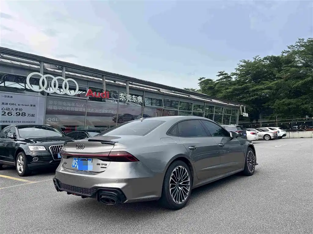 Audi A7L 2024 — фото 4