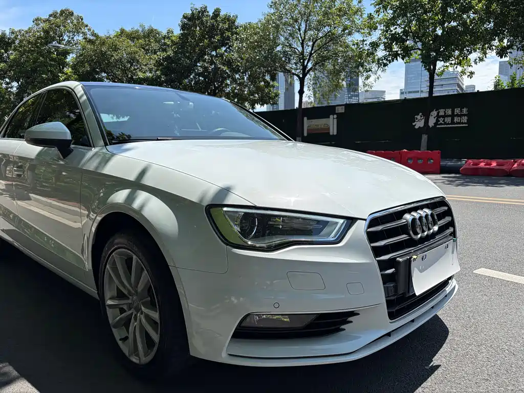Audi A3 2015 — фото 31