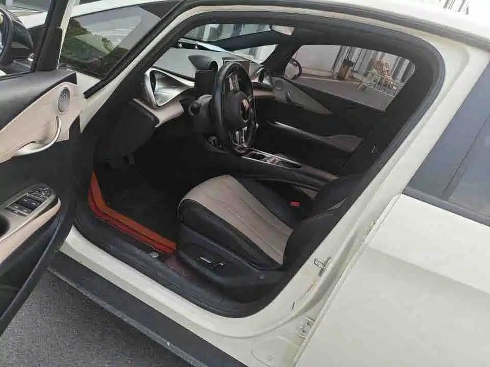 BYD Dolphin 2023
