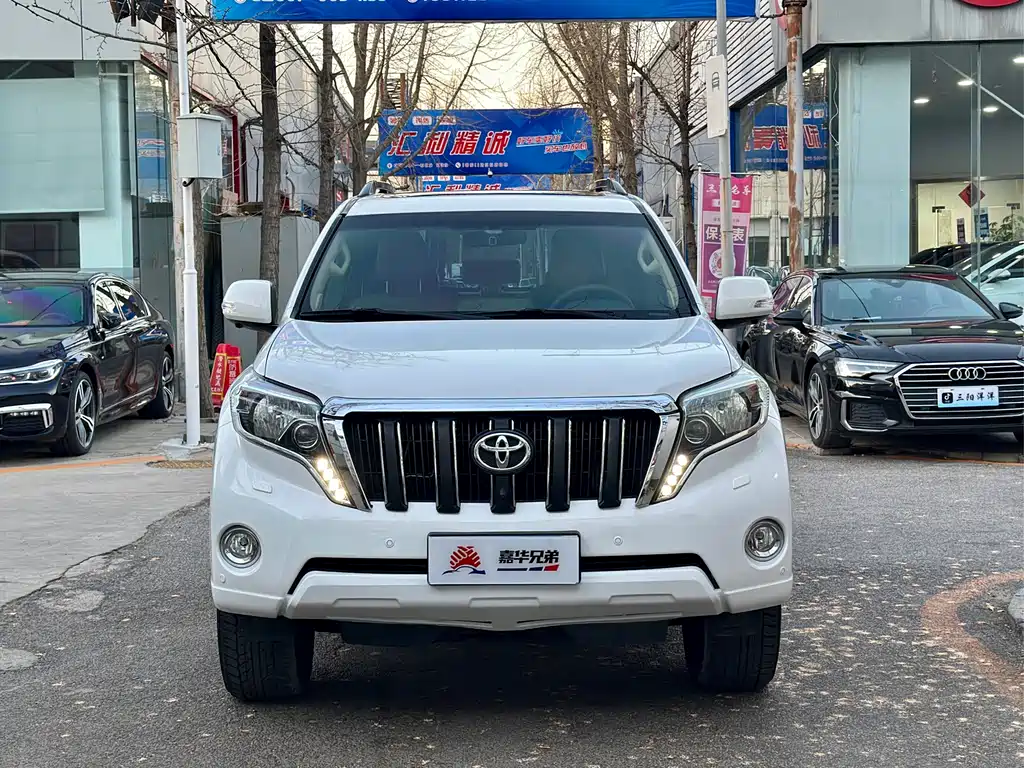 Toyota Prado 2015 — фото 4