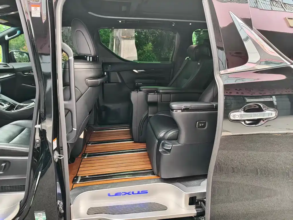 Toyota Vellfire 2019 — фото 5