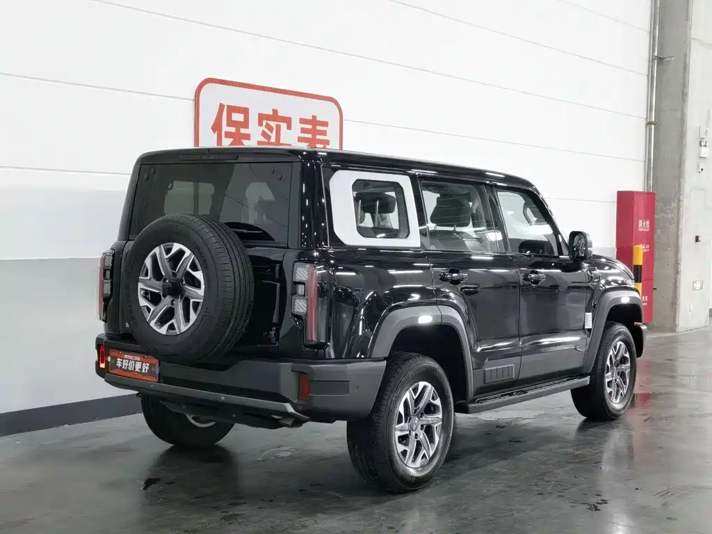 BAIC BJ40 2024 — фото 2
