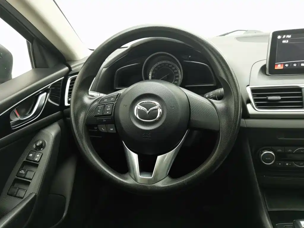 Mazda 3 Angkesela 2016 — фото 11