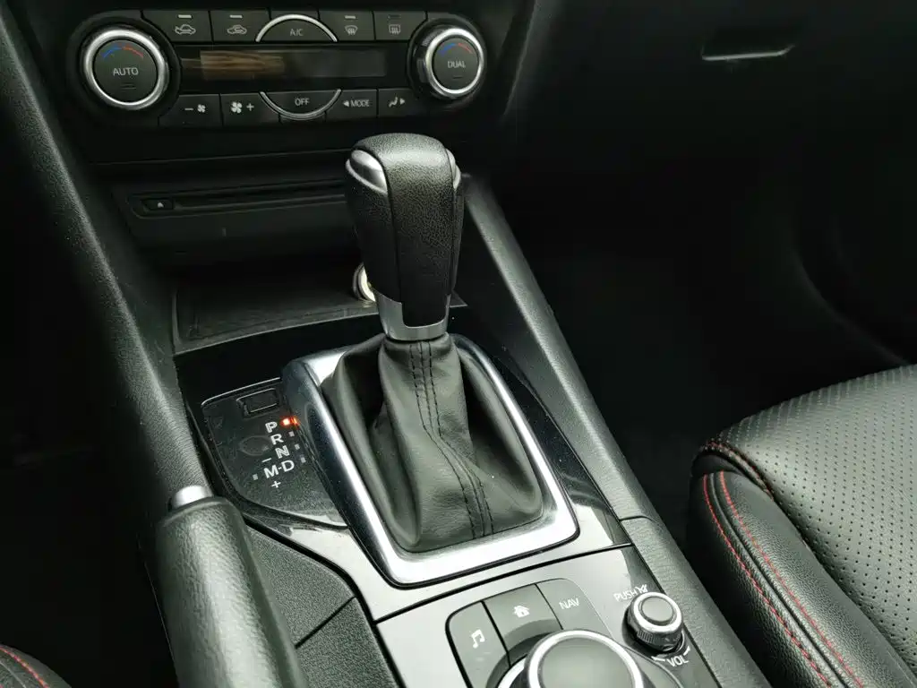 Mazda 3 Angkesela 2016 — фото 13