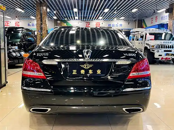 Hyundai Equus 2013