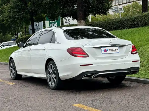 Mercedes-Benz E-Class 2020