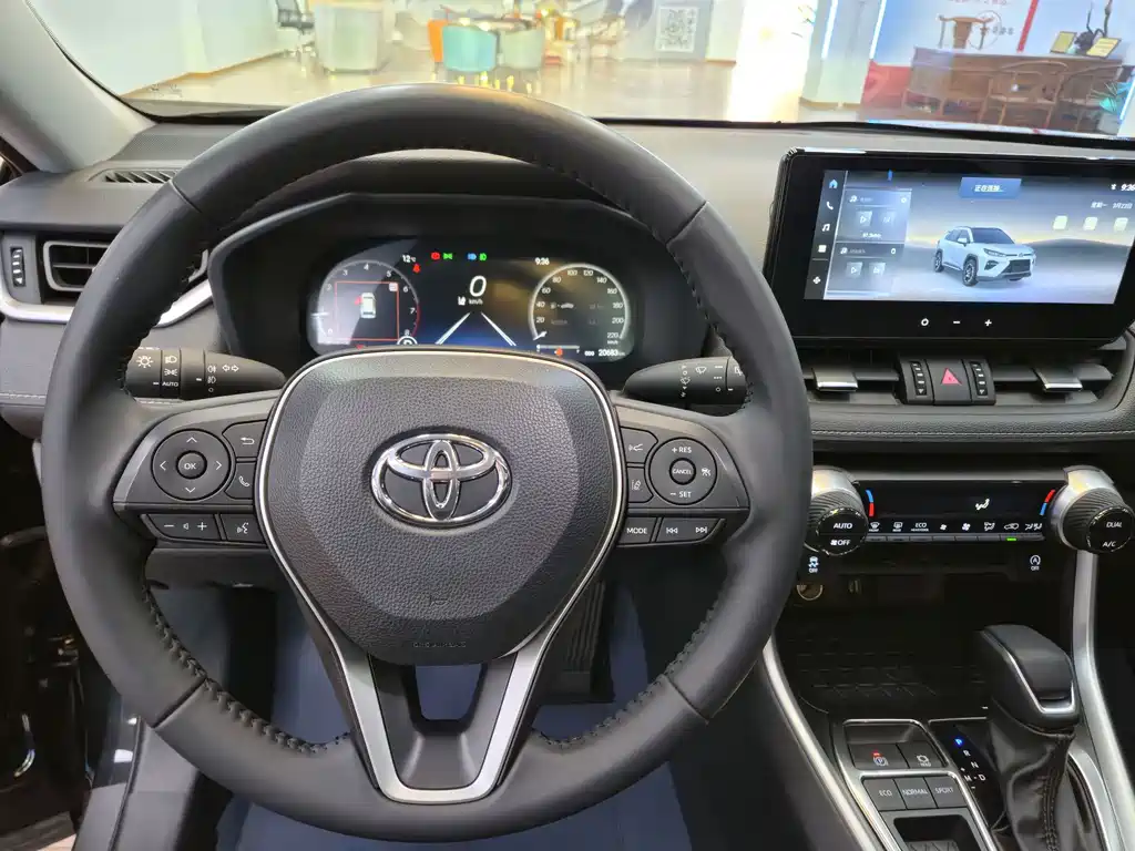 Toyota Wildlander 2024 — фото 13