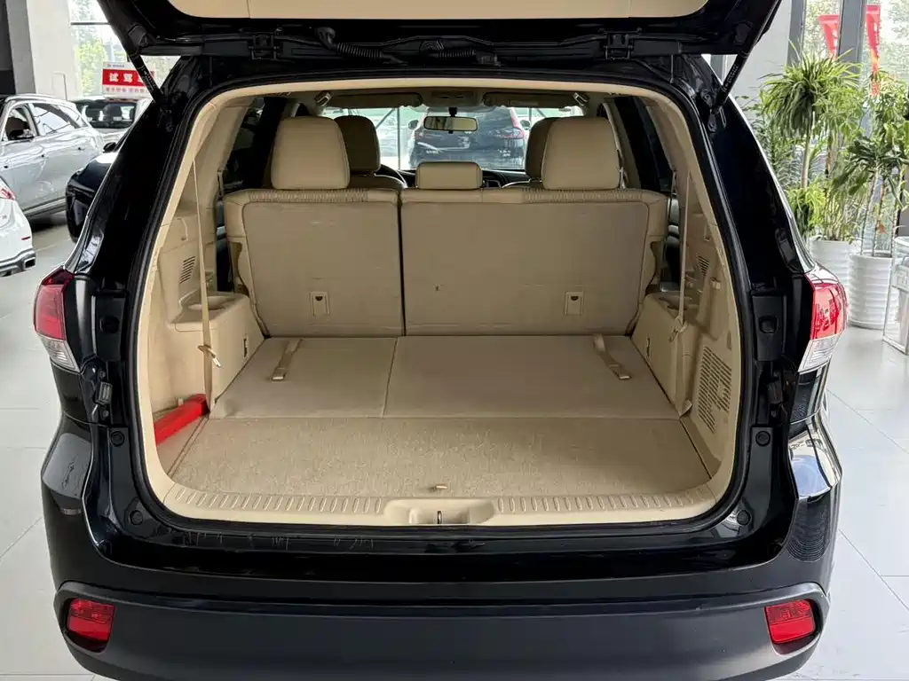 Toyota Highlander 2021 — фото 15