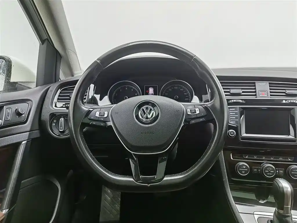 Volkswagen Golf 2015 — фото 11