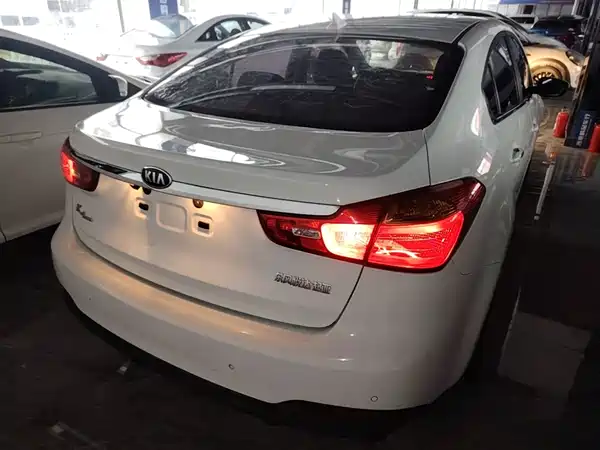 Kia K3 2015