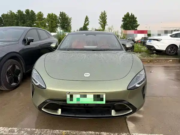 Xiaomi SU7 2024