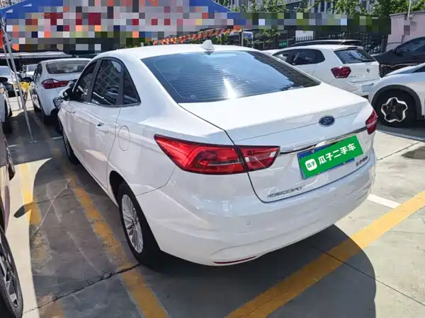 Ford Escort 2017