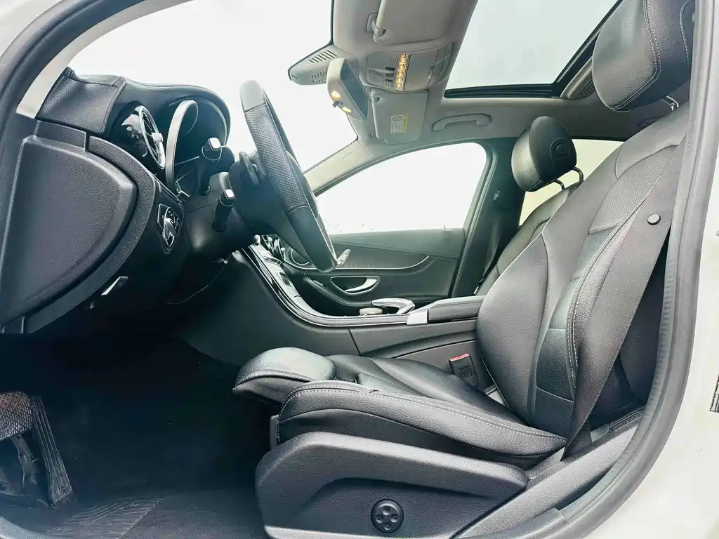 Mercedes-Benz C-Class 2016 — фото 10