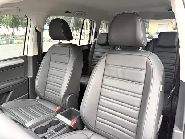 Volkswagen Touran 2024