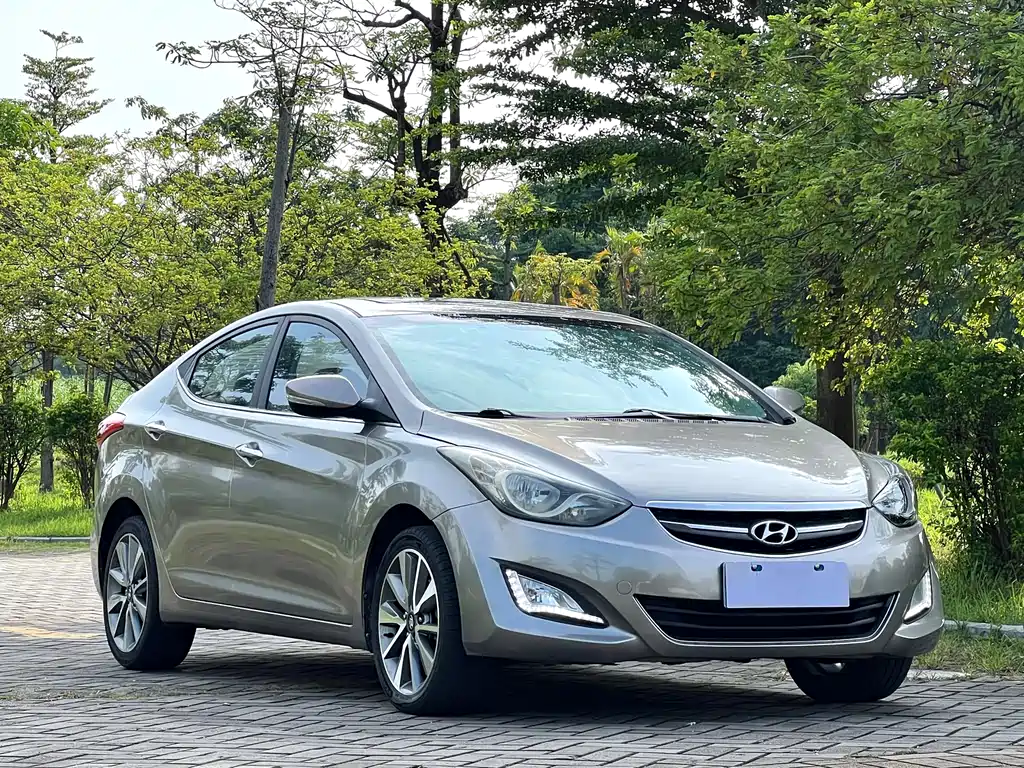 Hyundai Elantra Langdong 2016 — фото 3