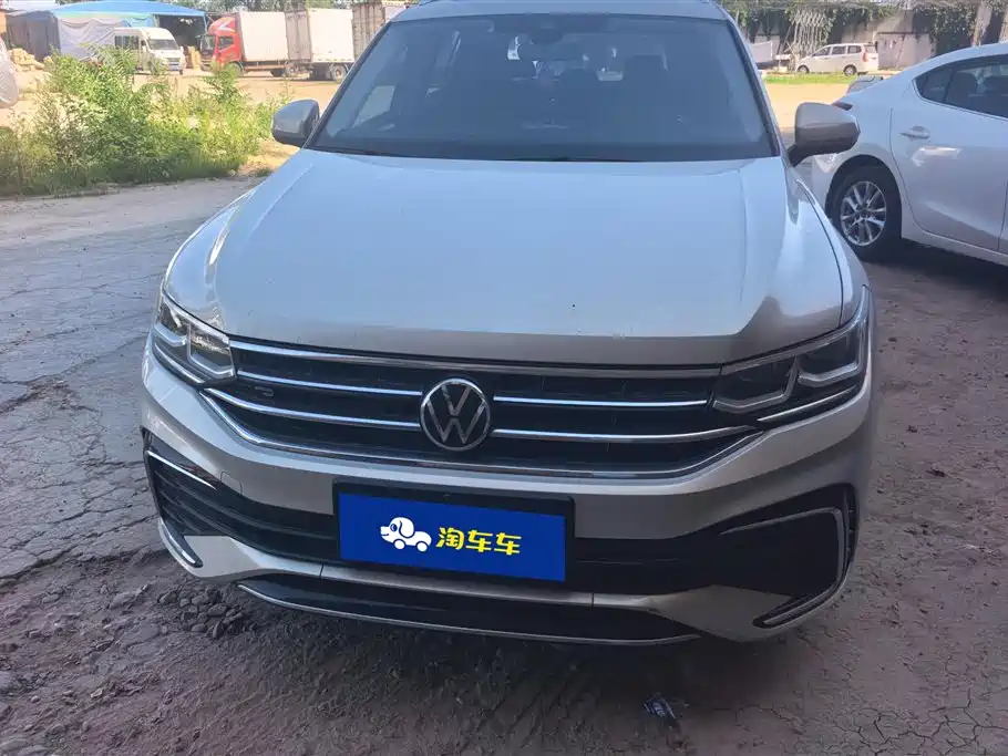 Volkswagen Tiguan L 2023 — фото 2