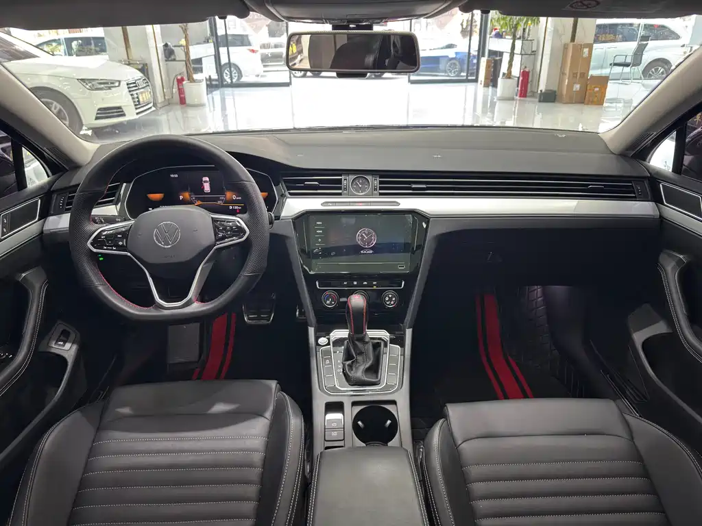 Volkswagen Magotan 2024